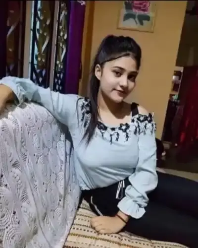 Call Girls Service in Milkipur
